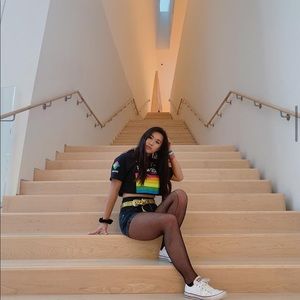 Cropped polaroid top